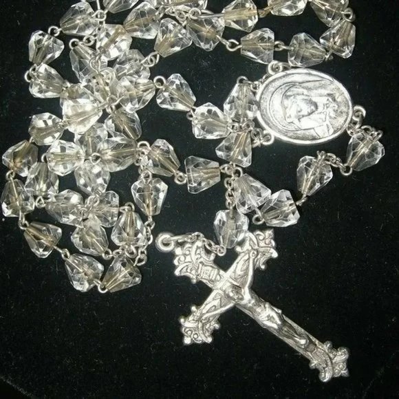 ❤️STERLING ITALY Faceted Triangle Cut Glass Beads Ornate CrucifixRosary 20.5